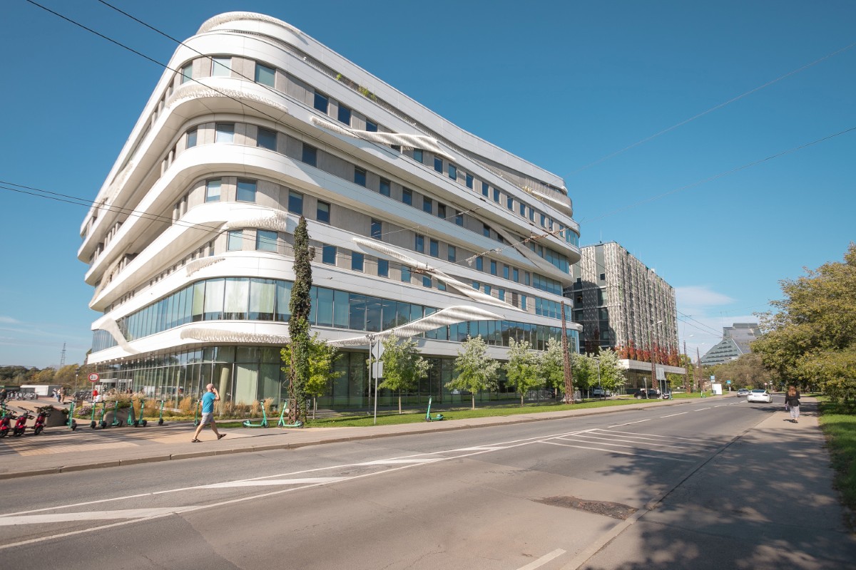 Universitātes Akadēmiskais centrs Torņakalnā.